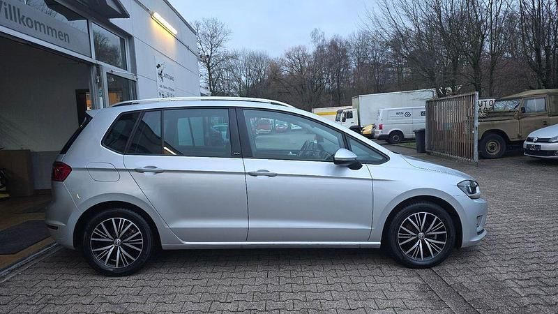 Gebraucht VW Golf VII Allstar 110 PS (80 kW) 2016 Silber Limousine