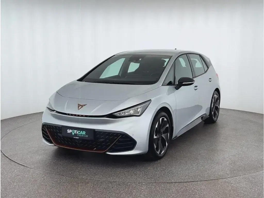 Gebraucht Cupra Born Basis 150 kW (204 PS) 2023 Silber Kleinwagen