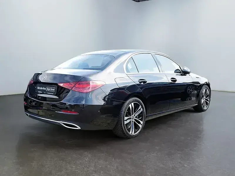 Gebraucht Mercedes C200 Avantgarde 204 PS (150 kW) 2022 Schwarz Limousine