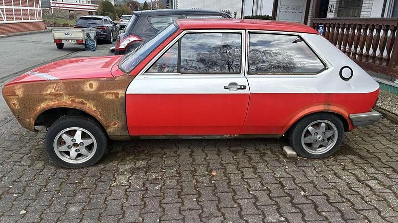 Usata VW Polo 39 CV (28 kW) 1981 Rosso Utilitaria