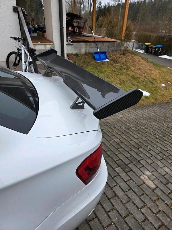 Gebraucht BMW 135 Coupé M Performance 306 PS (225 kW) 2008 Weiß Coupé