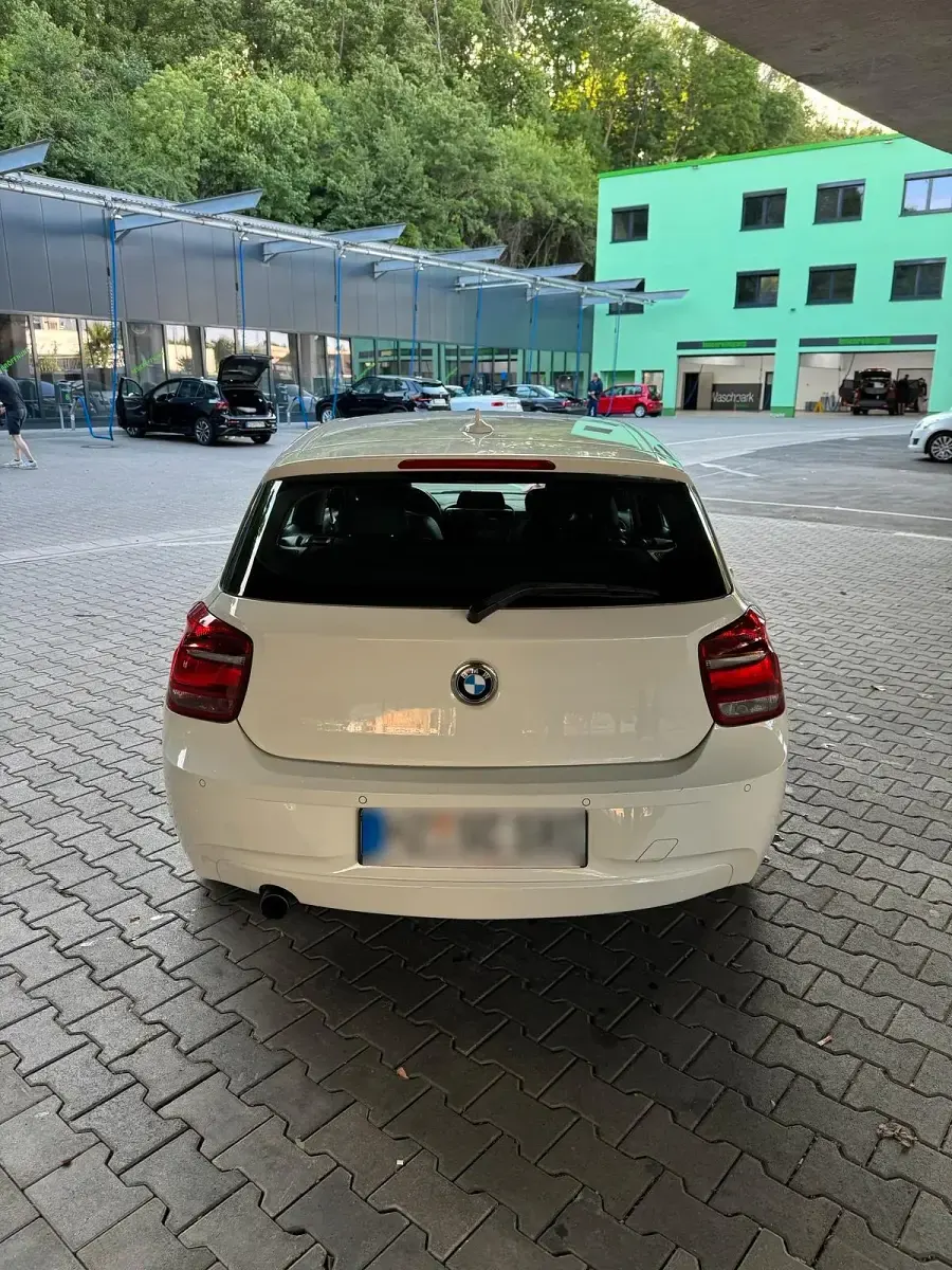 Gebraucht BMW 118 170 PS (125 kW) 2013 Weiß Kleinwagen