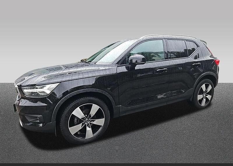 Schwarz Gebraucht 2021 Volvo XC40 Momentum SUV | 19.998 € (Fairer Preis) - Bild 1/4