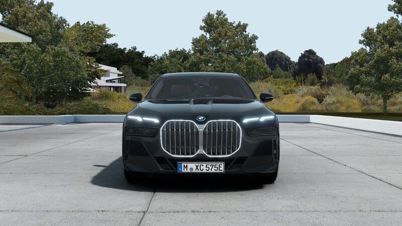 Neu BMW i7 Sport Line 334 kW (455 PS) 2025 Schwarz Limousine