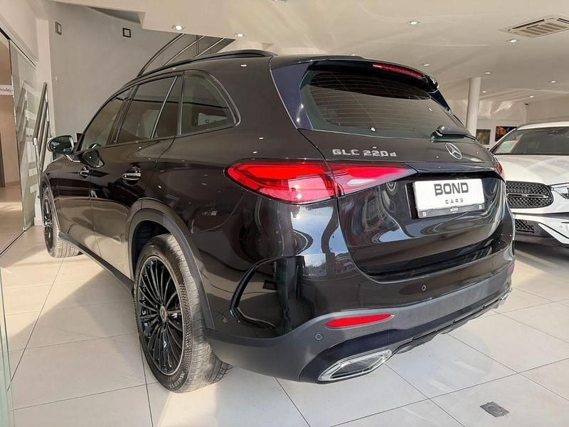 Gebraucht Mercedes GLC220 AMG Premium 197 PS (144 kW) 2023 Schwarz SUV