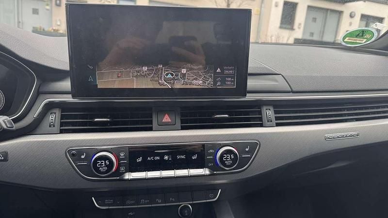 Gebraucht Audi A4 Advanced 265 PS (194 kW) 2020 Blau Kombi