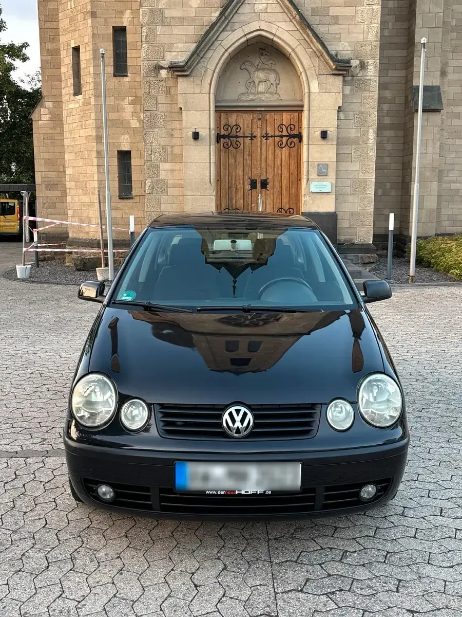 Gebraucht VW Polo 75 PS (55 kW) 2004 Schwarz Kleinwagen