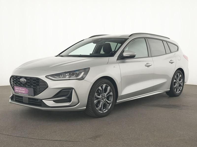 Silber Gebraucht 2023 Ford Focus ST-Line X Kombi | 18.775 € (Guter Preis) - Bild 1/4