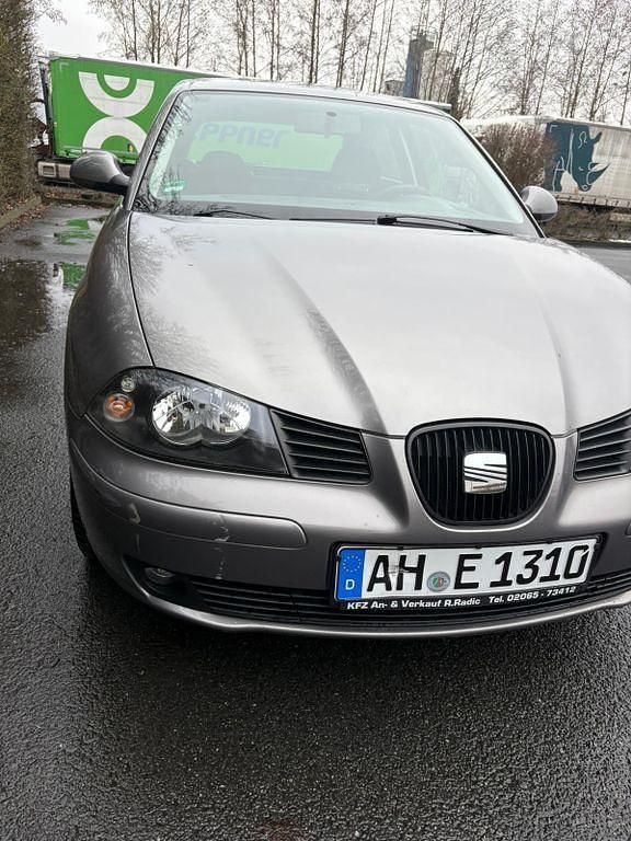Gebraucht Seat Ibiza Sport 101 PS (74 kW) 2004 Grau Limousine
