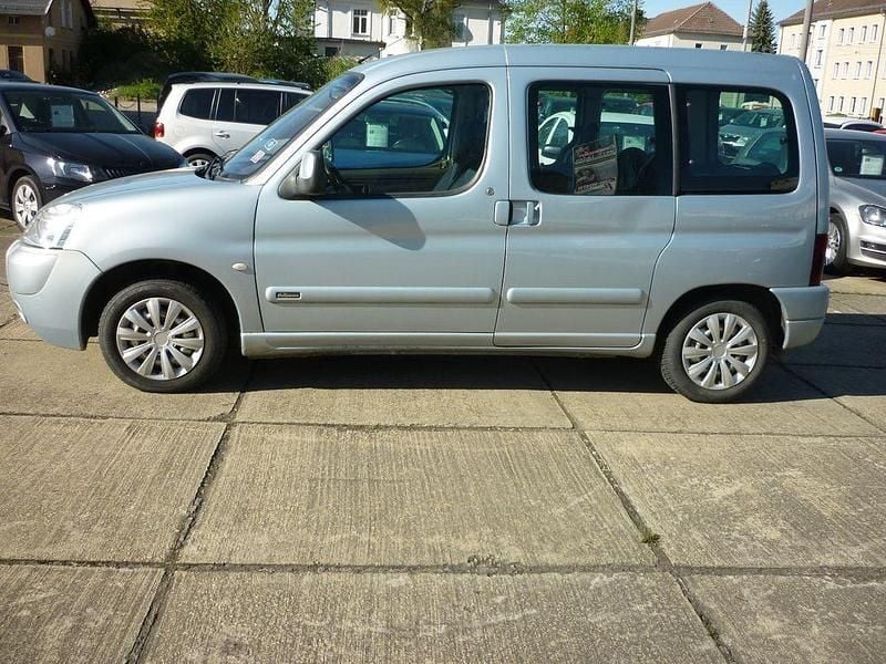 Gebraucht Citroën Berlingo 75 PS (55 kW) 2004 Blau Van / Kleinbus
