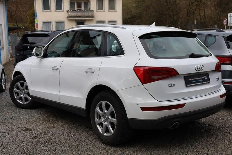 Gebraucht Audi Q5 Design 150 PS (110 kW) 2016 Weiß SUV