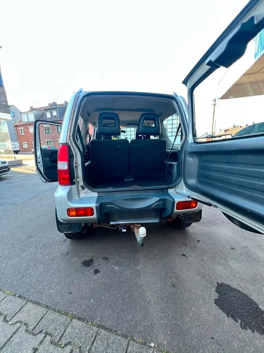 Gebraucht Suzuki Jimny 85 PS (62 kW) 2007 Silber SUV