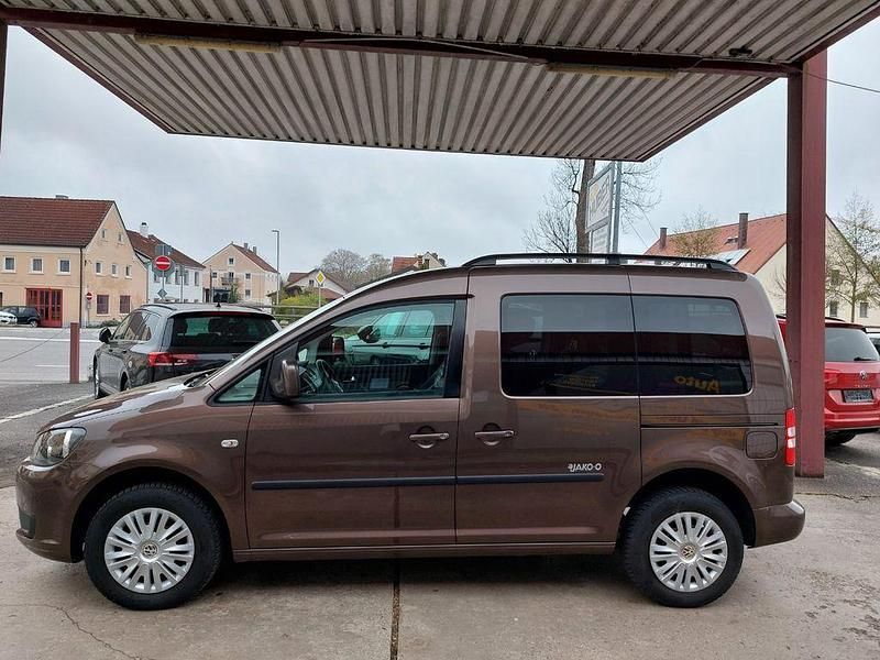 Gebraucht VW Caddy Trendline 105 PS (77 kW) 2013 Braun Van / Kleinbus