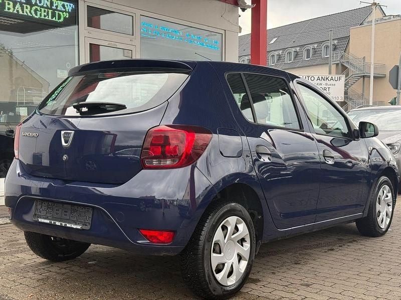 Gebraucht Dacia Sandero Ambiance 73 PS (53 kW) 2017 Blau Limousine