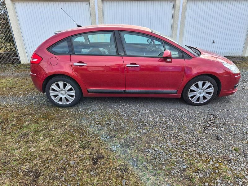 Gebraucht Citroën C4 Exclusive 136 PS (100 kW) 2007 Rot Limousine