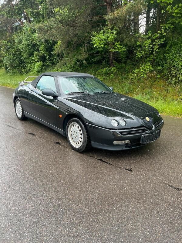 Schwarz Gebraucht 1996 Alfa Romeo Spider Cabrio | 1.999 € (Fairer Preis) - Bild 1/4