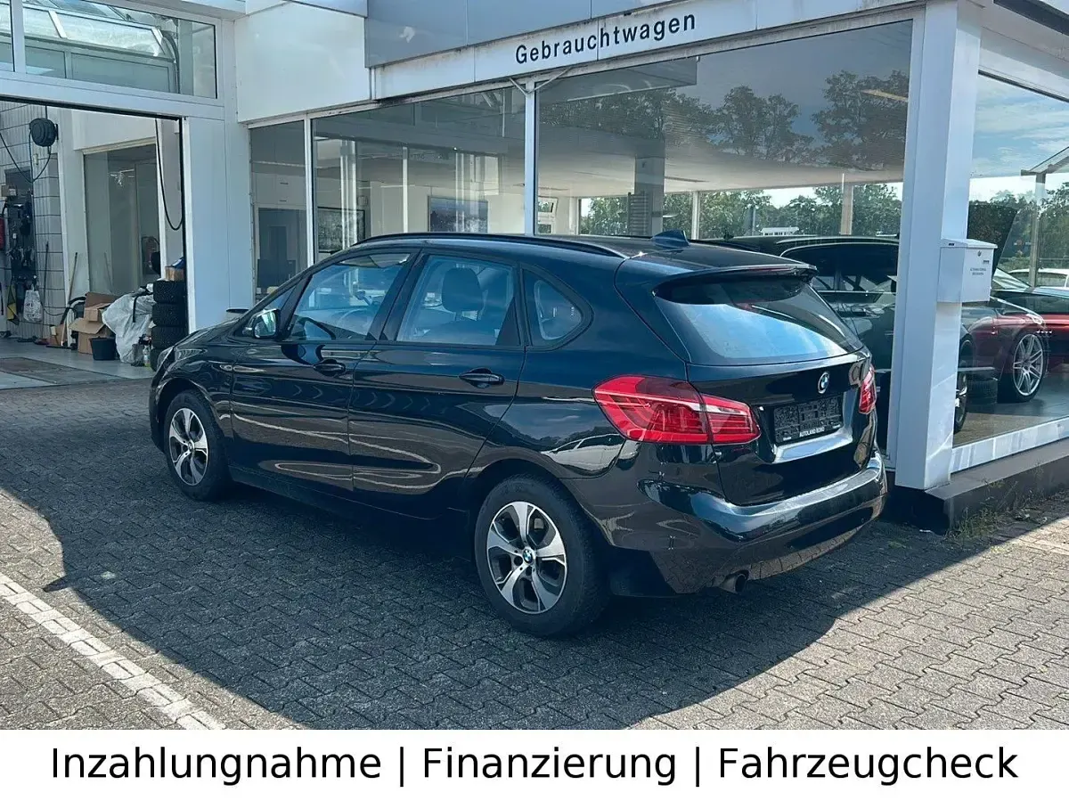 Gebraucht BMW 218 Advantage 136 PS (100 kW) 2016 Schwarz Kombi