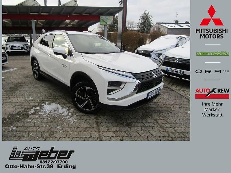 Gebraucht Mitsubishi Eclipse Cross Basis 188 PS (138 kW) 2022 Weiß SUV