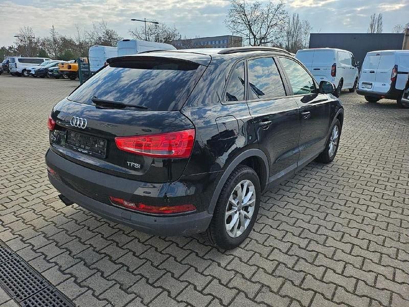 Gebraucht Audi Q3 Basis 150 PS (110 kW) 2016 Schwarz SUV