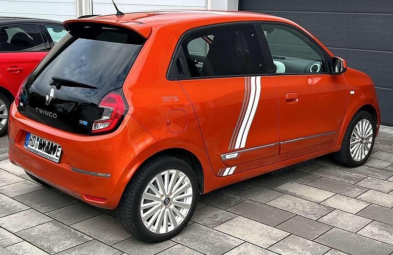 Orange Gebraucht 2021 Renault Twingo Vibes Kleinwagen | 9.800 € (Superpreis) - Bild 1/2