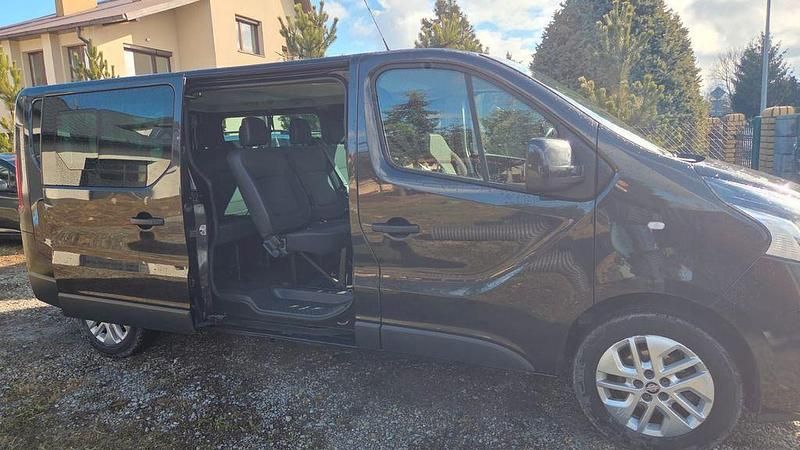 Gebraucht Nissan NV300 145 PS (106 kW) 2019 Schwarz Van