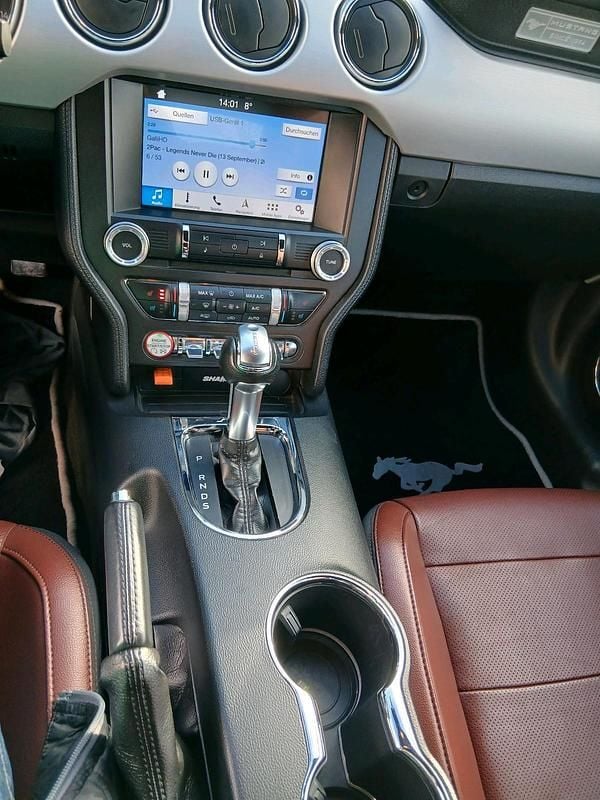 Gebraucht Ford Mustang 317 PS (233 kW) 2018 Weiß Limousine