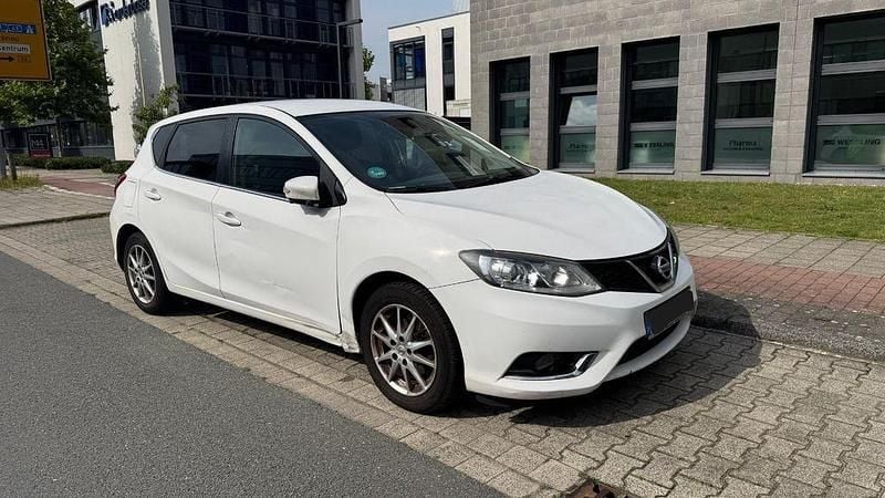 Weiß Gebraucht 2014 Nissan Pulsar Acenta Limousine | 3.600 € (Superpreis) - Bild 1/4