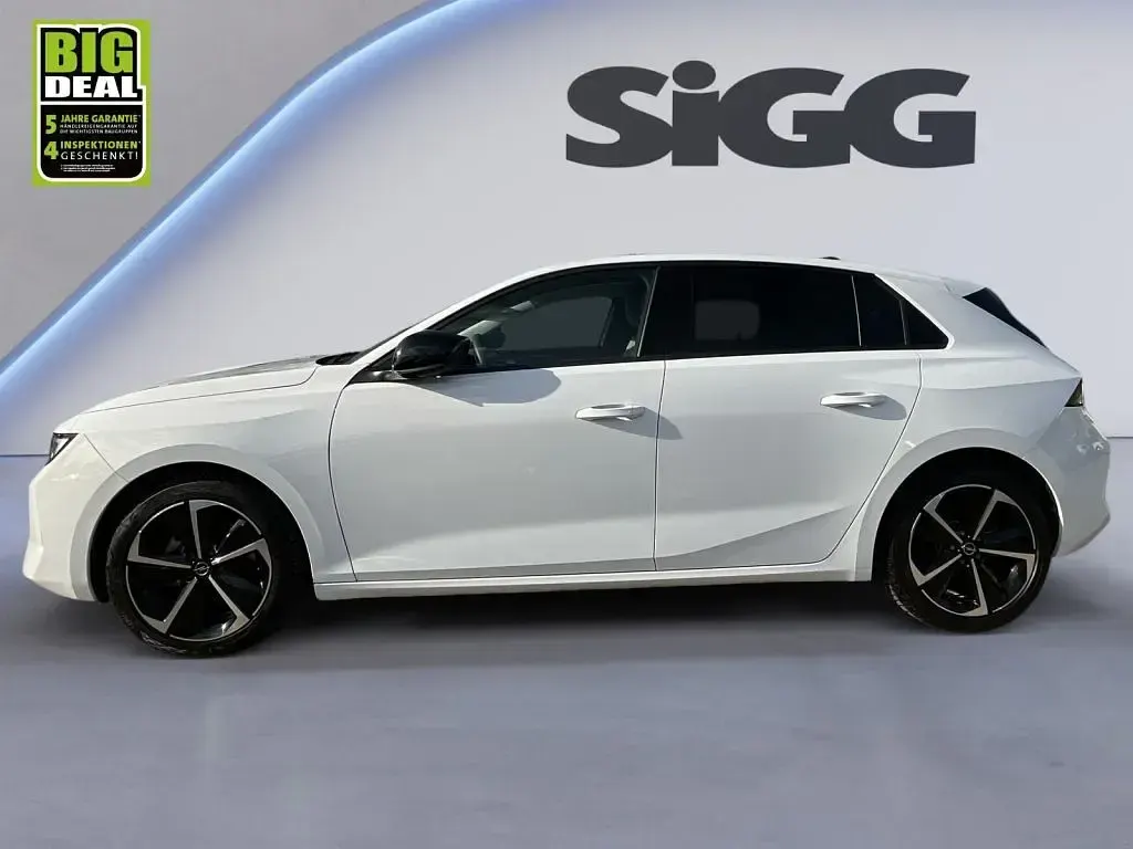 Gebraucht Opel Astra Elegance 110 PS (80 kW) 2023 Lack weiss banquise/typ aussen Limousine