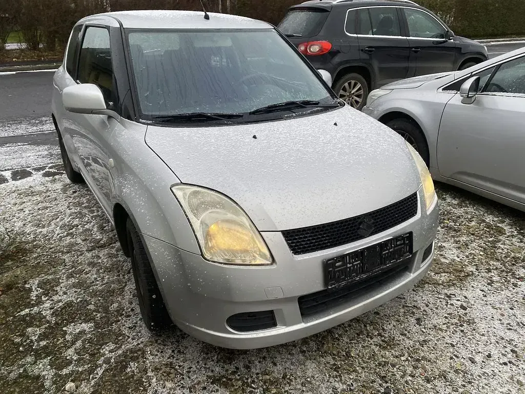 Gebraucht Suzuki Swift Comfort 92 PS (67 kW) 2007 Grau Kleinwagen