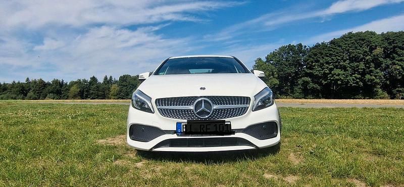 Weiß Gebraucht 2017 Mercedes A180 AMG Limousine | 17.800 € (Fairer Preis) - Bild 1/4