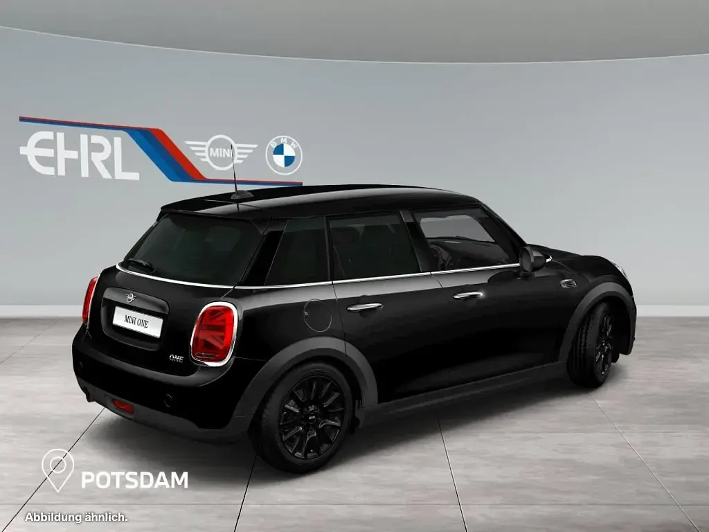 Usata Mini ONE 102 CV (75 kW) 2019 Nero Utilitaria