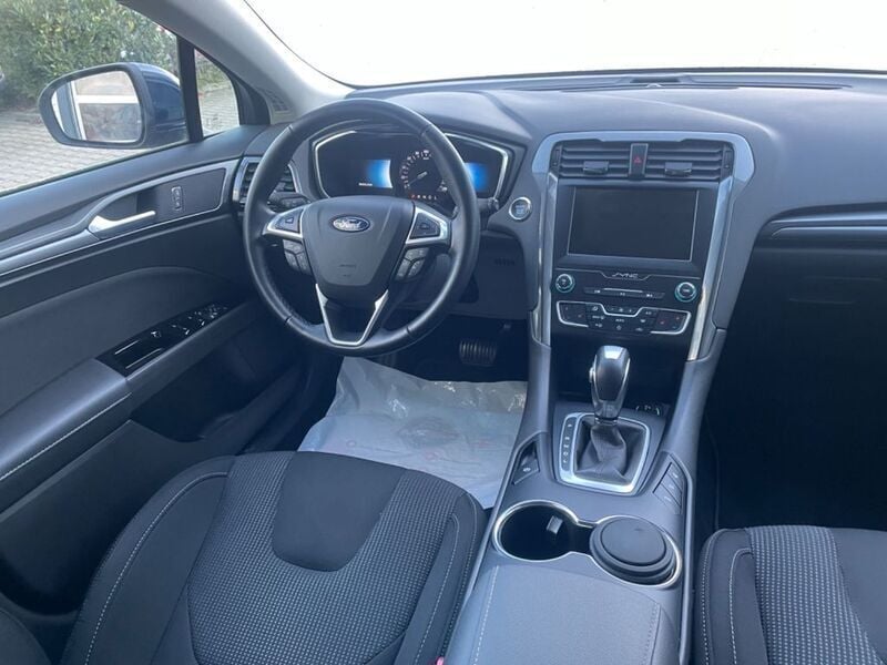 Gebraucht Ford Mondeo 188 PS (138 kW) 2021 Blau Kombi