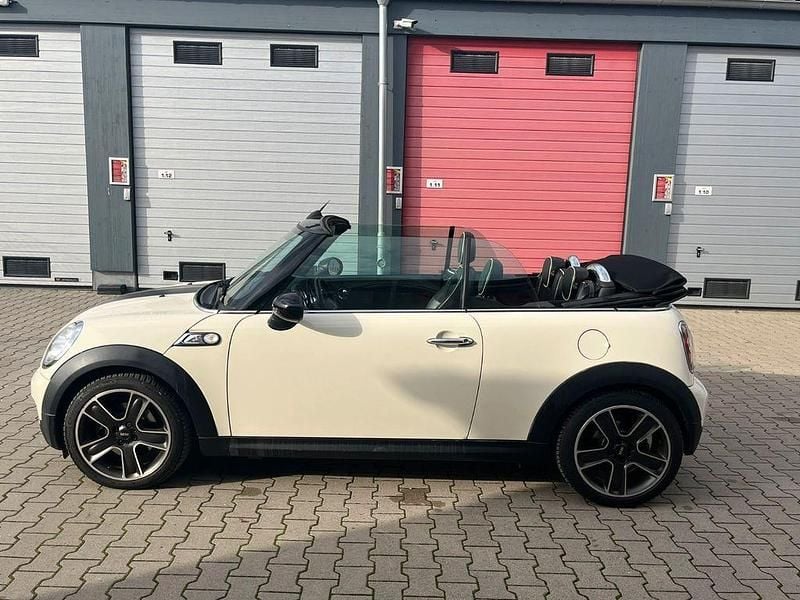 Gebraucht Mini Cooper S Cabriolet 184 PS (135 kW) 2010 Weiß Cabrio