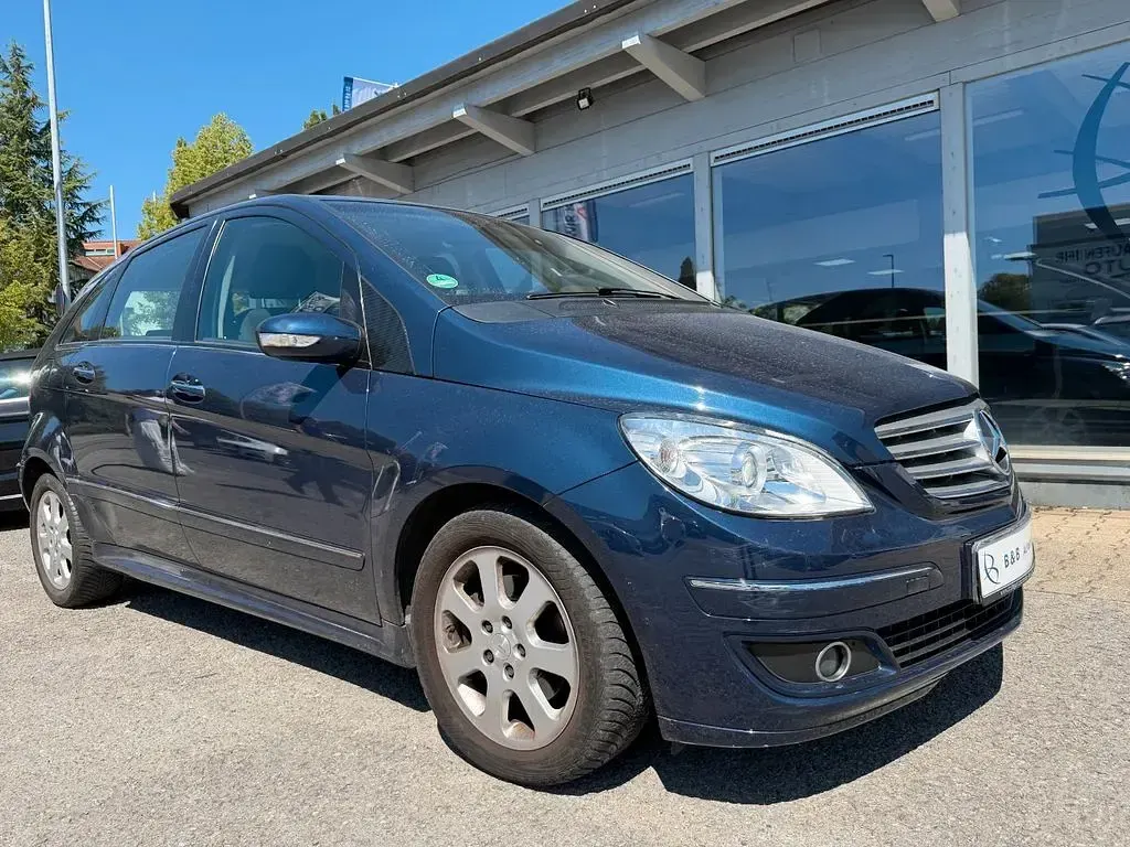 Gebraucht Mercedes B180 109 PS (80 kW) 2006 Blau Van / Kleinbus