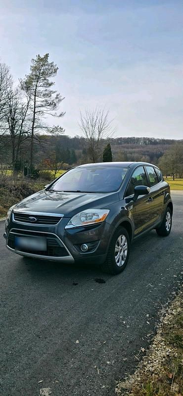 Gebraucht Ford Kuga 140 PS (102 kW) 2010 Grau SUV