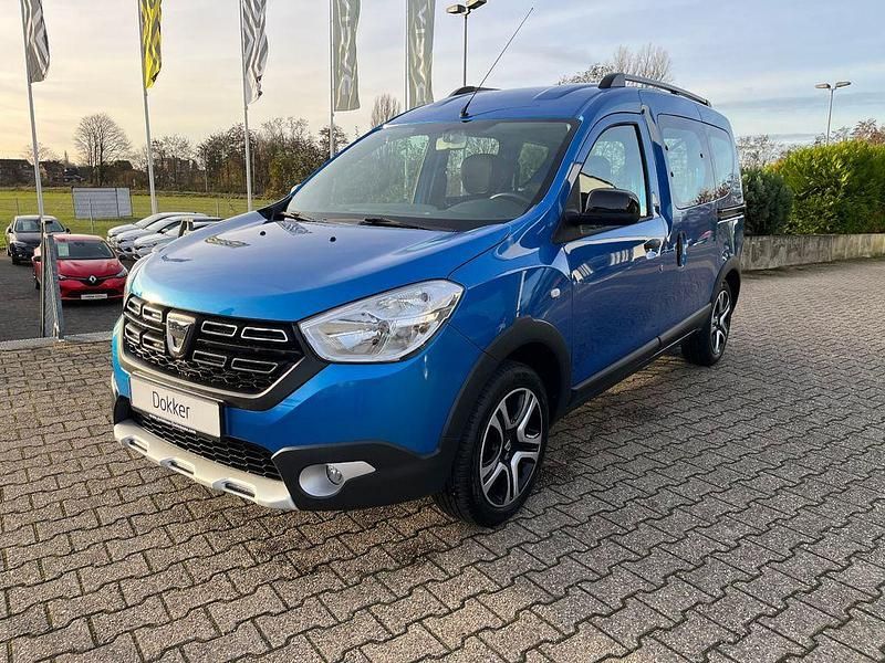 Gebraucht Dacia Dokker Celebration 116 PS (85 kW) 2018 Blau Van / Kleinbus