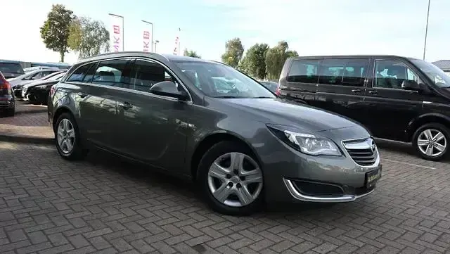 Gebraucht Opel Insignia Innovation 170 PS (125 kW) 2017 Grau Kombi