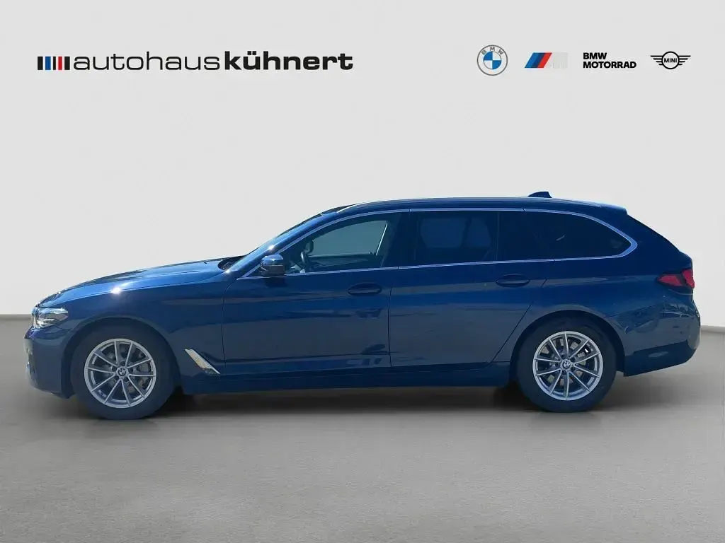 Gebraucht BMW 530 Sport Line 252 PS (185 kW) 2022 Blau Kombi