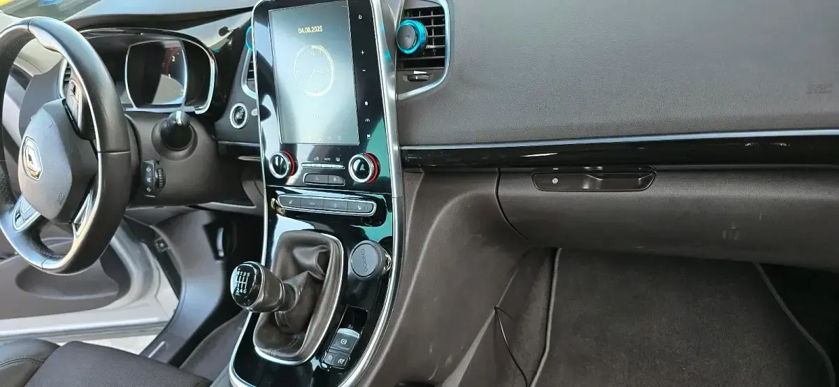 Occasion Renault Espace Life 130 ch (95 kW) 2015 Argent Monospace