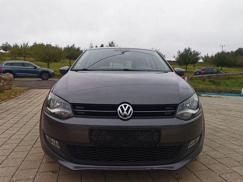 Gebraucht VW Polo 90 PS (66 kW) 2012 Grau Kleinwagen