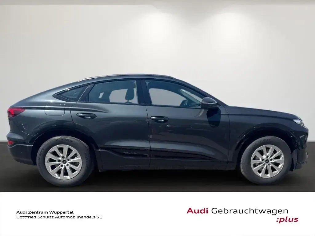 Gebraucht Audi Q6 Sportback e-tron Comfort 284 kW (387 PS) 2025 Grau SUV