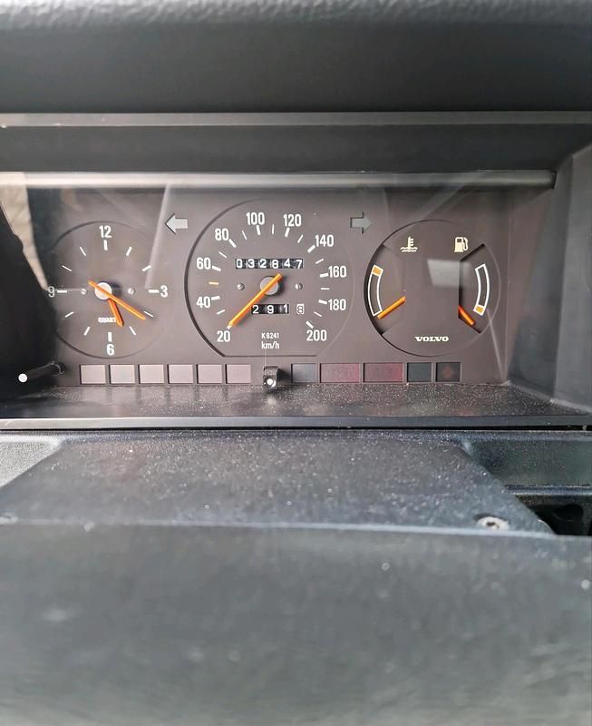 Gebraucht Volvo 244 116 PS (85 kW) 1991 Blau Limousine