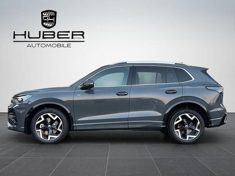 Neu VW Tiguan R-line 193 PS (141 kW) 2025 Grau SUV