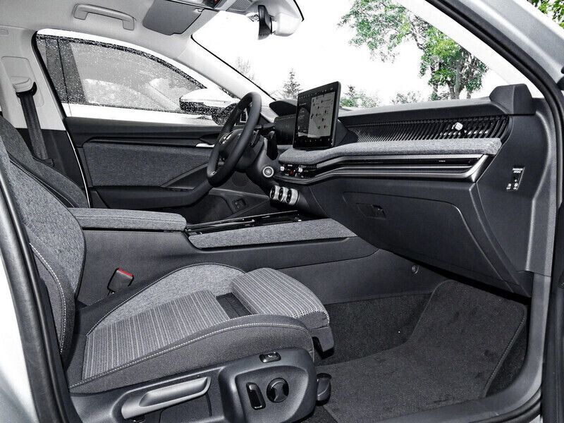 Gebraucht Skoda Superb Selection 150 PS (110 kW) 2022 Othercolor Kombi