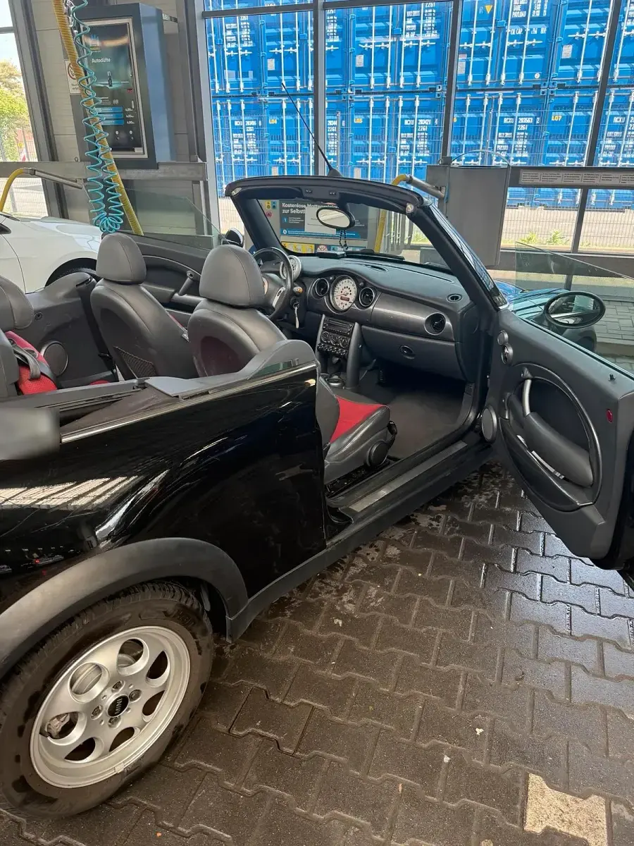 Usata Mini Cooper Cabriolet 116 CV (85 kW) 2005 Nero Cabrio