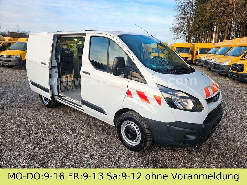 Gebraucht Ford Transit Custom 105 PS (77 kW) 2017 Weiß Van / Kleinbus