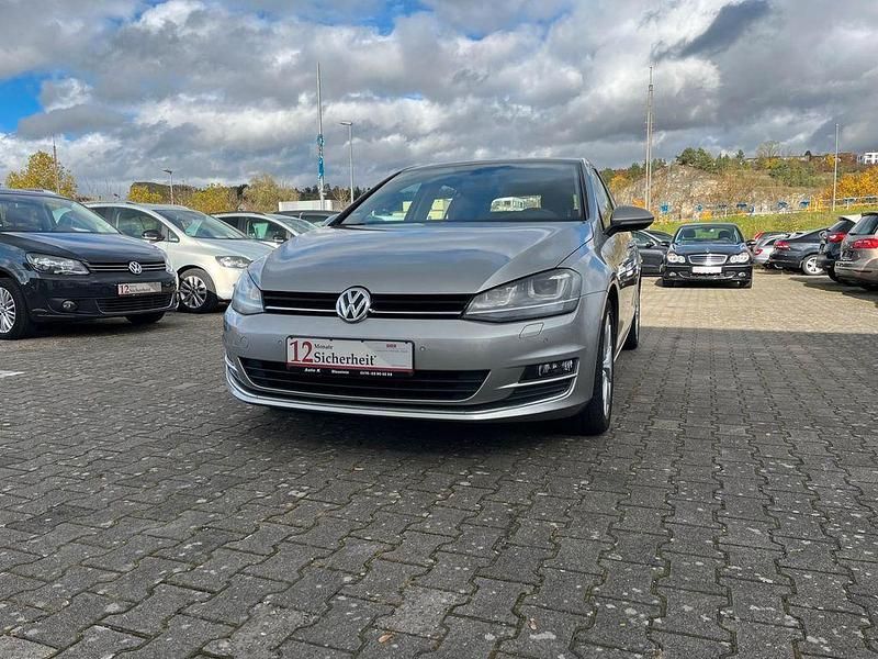 Grau Gebraucht 2013 VW Golf VII Highline Limousine | 10.900 € (Etwas zu teuer) - Bild 1/4