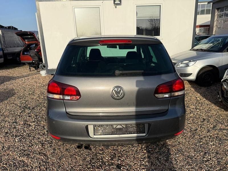 Gebraucht VW Golf VI Highline 122 PS (89 kW) 2009 Grau Kleinwagen
