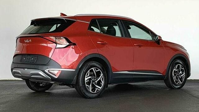 Neu Kia Sportage Urban 160 PS (117 kW) 2025 Rot / infrared SUV