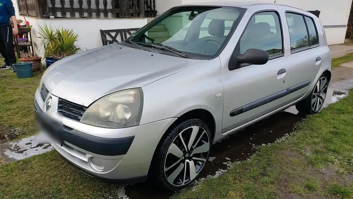 Gebraucht Renault Clio Campus 75 PS (55 kW) 2005 Silber Kleinwagen